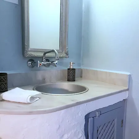 Traditional 2 Bd Chora House With Terrace Patmos Town